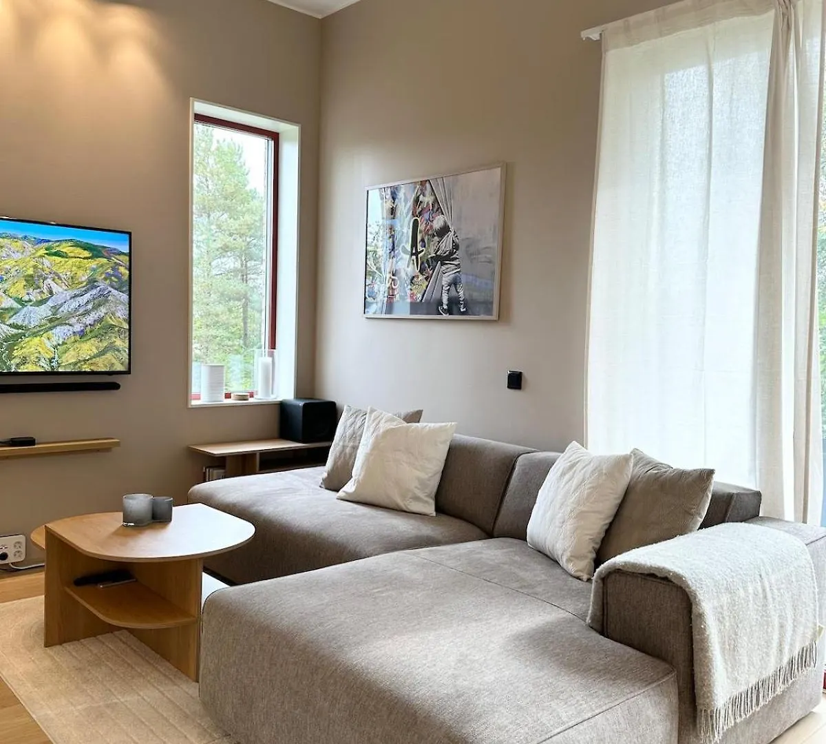 Charming 2-Bedroom Apartment In Bergen Near The Light Rail