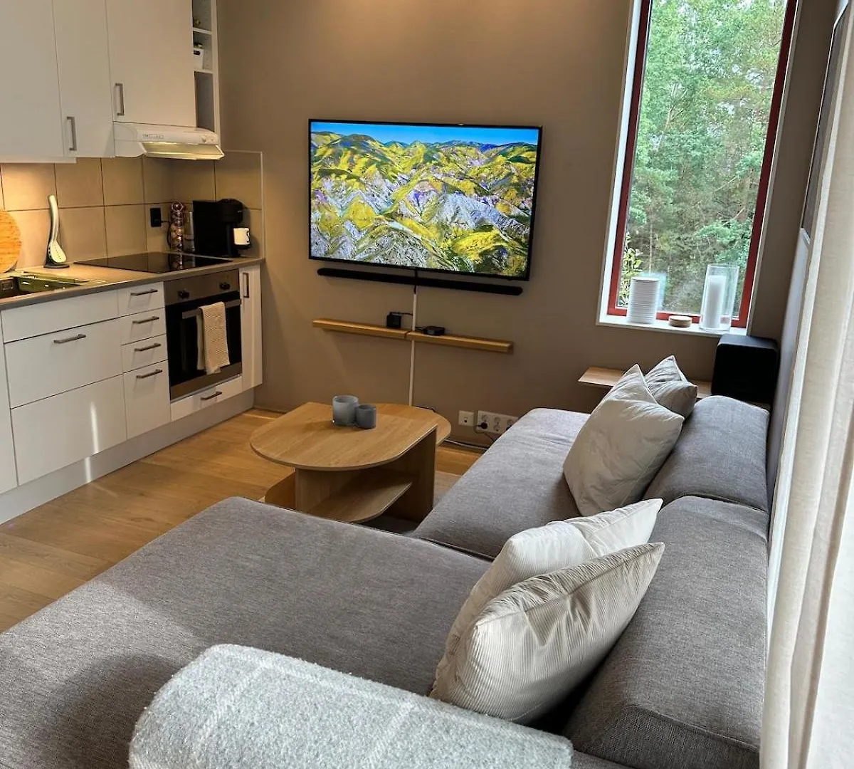 Charming 2-Bedroom Apartment In Bergen Near The Light Rail